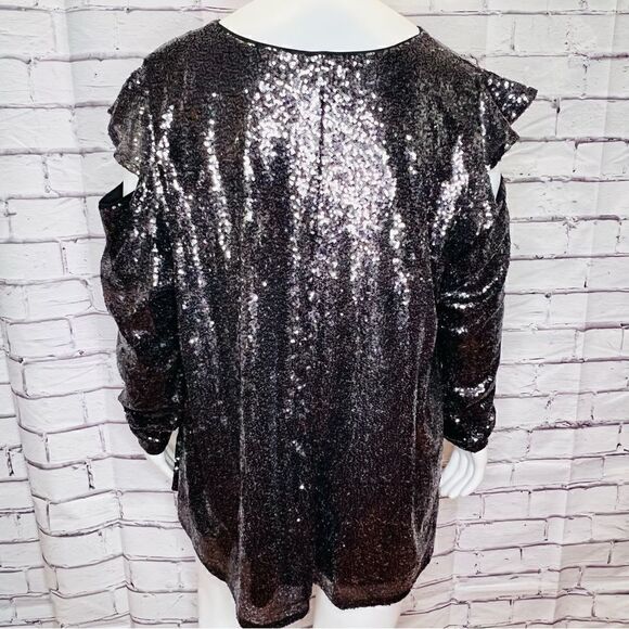 LANE BRYANT  Cold Shoulder Lined Gunmetal Sequin V-Neck size 26 - Picture 3 of 7